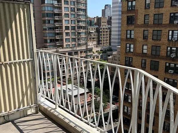 1160 3rd Ave APT 14H, New York, NY 10065