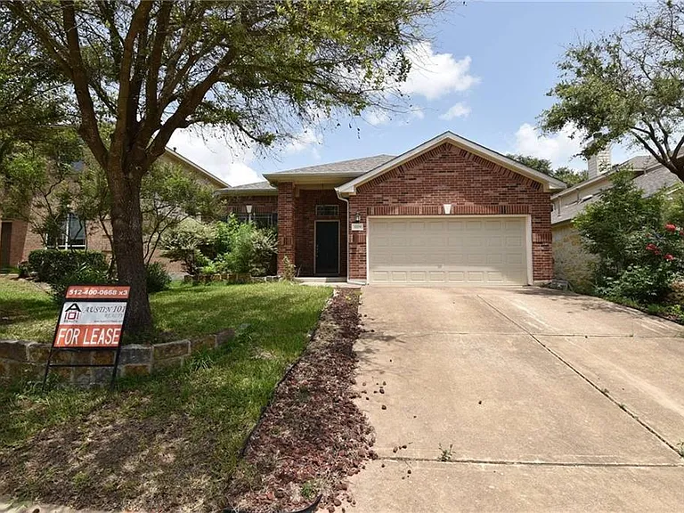 3709 Tall Cedars Rd — Photo 2