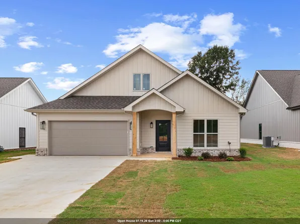 68 Foster Dr, Florence, AL 35633