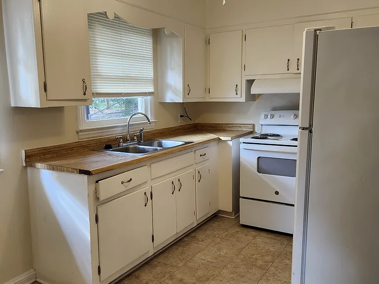 88 N Estate Dr — Photo 3