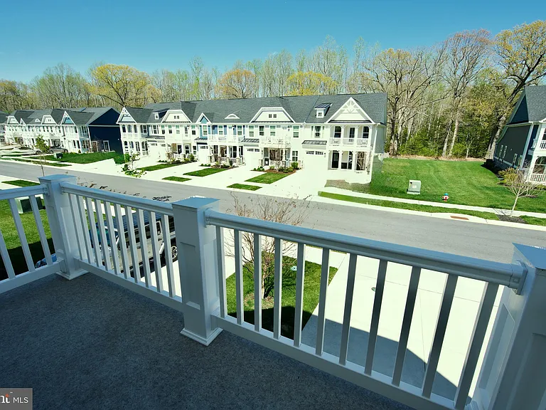 33731 Freeport Dr — Photo 25
