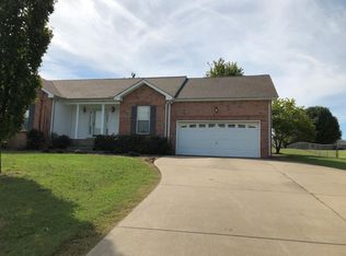 1006 Ridgeview Dr, Pleasant View, TN 37146