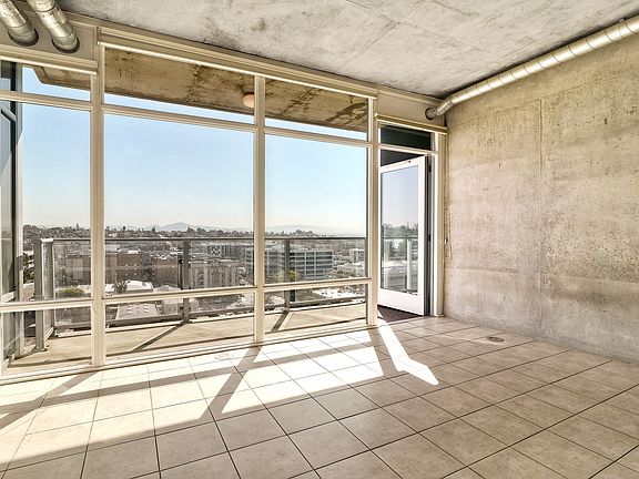 4th image of 1080 Park Blvd Unit 1112