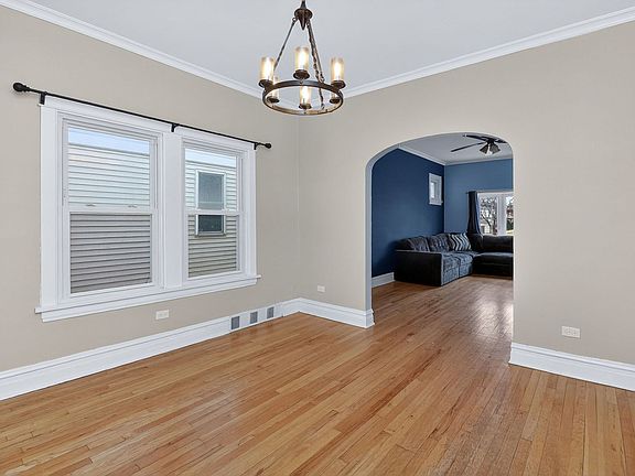 5th image of 914 Lathrop Ave