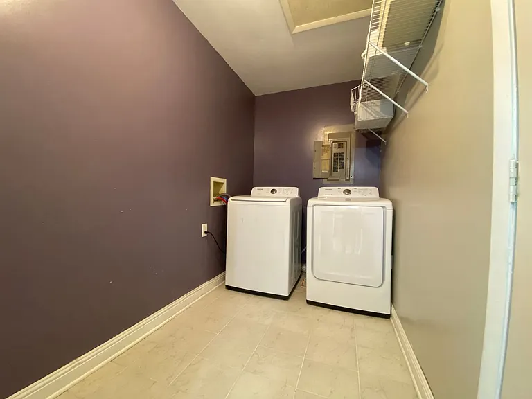 980 White Cir — Photo 5