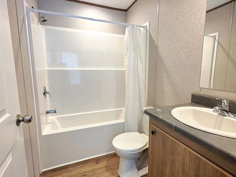 401 S Woodson St #10 — Photo 11