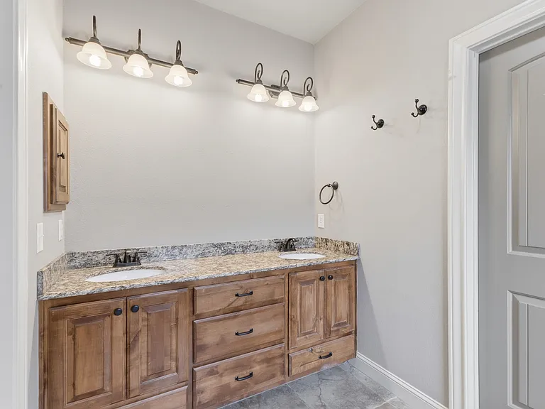 144 Roucourt Loop — Photo 22