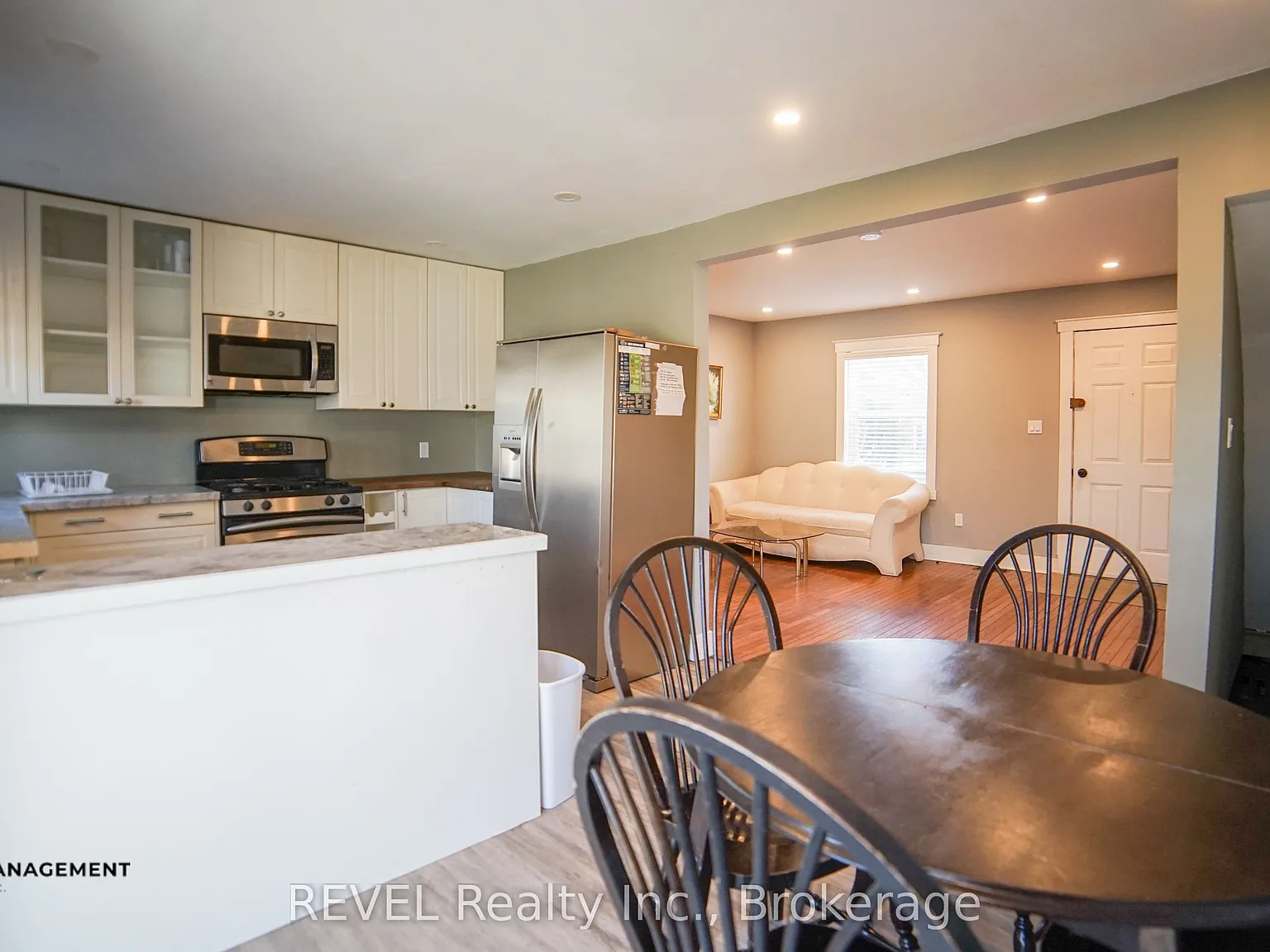 3 bed, $2,150 — Photo 3