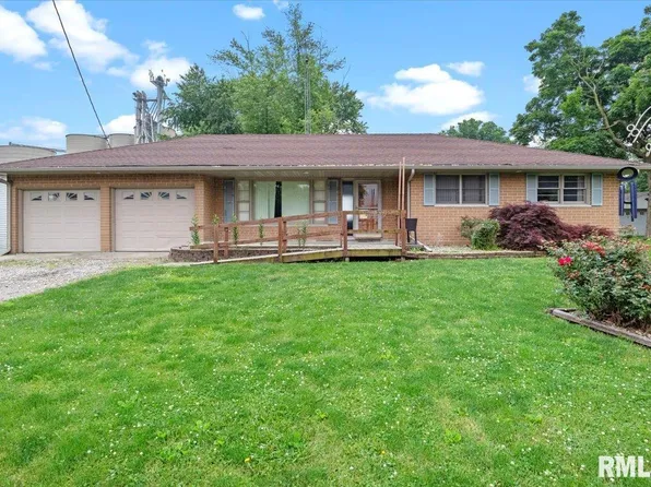 409 W Illinois St, New Berlin, IL 62670