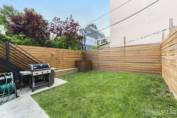 Rented by Halstead Real Estate | media 6