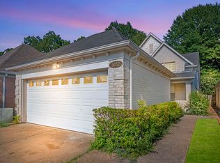 1052 E Montebello Cir, Cordova, TN 38018