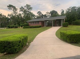 2023 E Indian Head Dr, Tallahassee, FL 32301