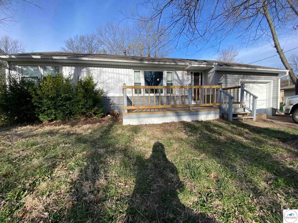 403 S 6th St, Clinton, MO 64735