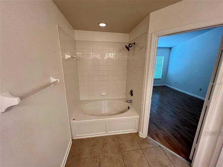 26543 Castleview Way — Photo 21