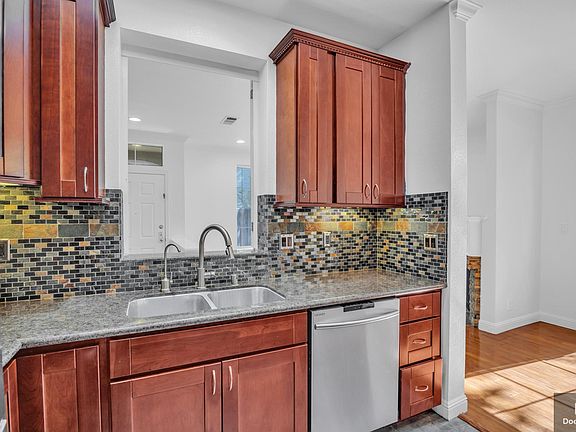 2nd image of 308 Araglin Ct
