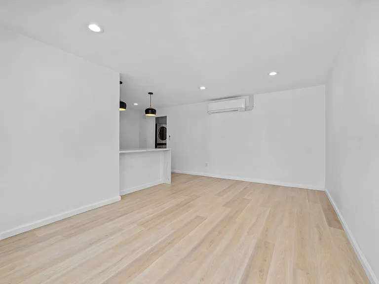 4360 Hamilton St #3 — Photo 4