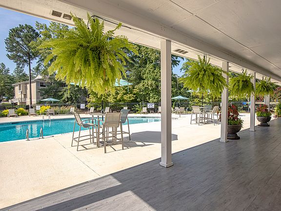 Relax in the shade or bathe in the sun
