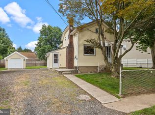 222 Neshaminy Rd, Croydon, PA 19021