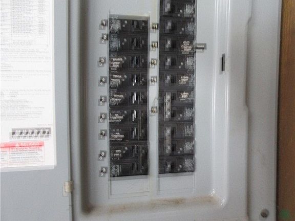 2nd image of 227 Markwith Ave