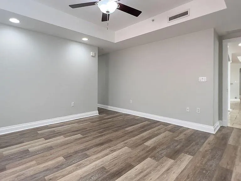 4241 Ocean Blvd #101 — Photo 49