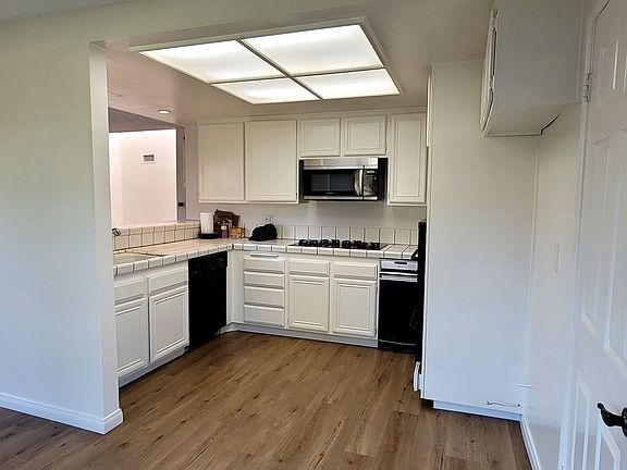 3rd image of 417 San Miguel Cir