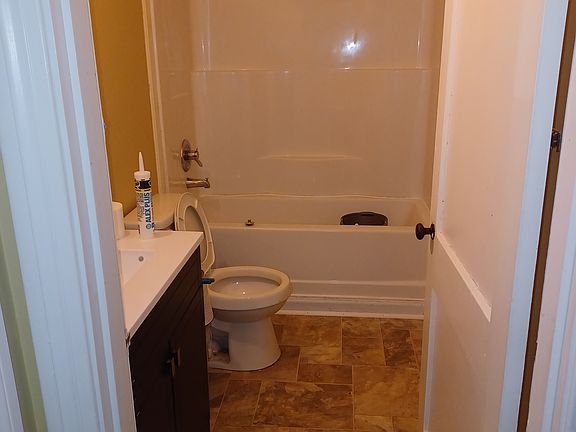 2nd image of 4109 Craig Ave
