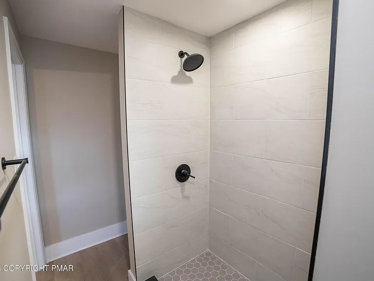 811 Monroe St #1 — Photo 12