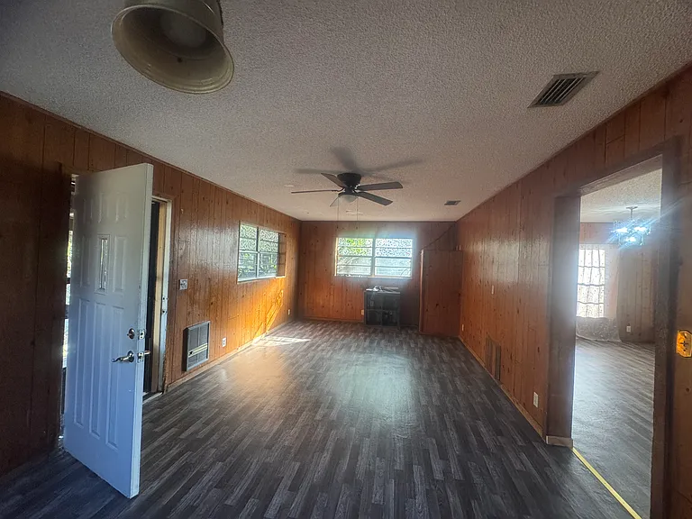 2565 Absher Rd — Photo 26