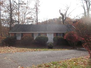 2516 Hillwood Pl, Charlottesville, VA 22901