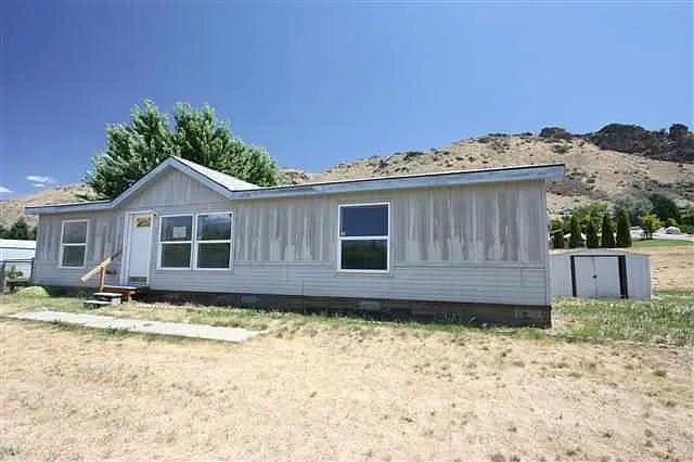 4042 Bluecrest Dr photo 1