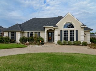 2002 Oxford Pl, Bossier City, LA 71111