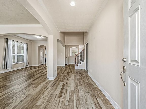 3rd image of 22922 Jetty Manor Ln