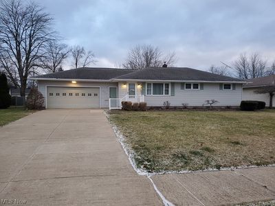 932 Pinecrest Rd, Girard, OH, 44420