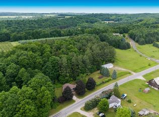 1551 N Macksey Rd, Suttons Bay, MI 49682