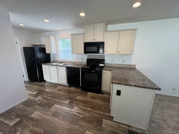 17311 E Us Highway 40 Unit G-7, Independence, MO 64055