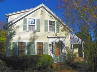 5 Appleton Ct, West Newbury, MA 01985