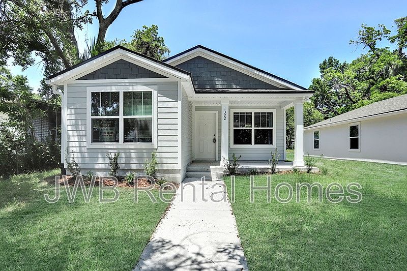 1st image of 1322 Evergreen Ave