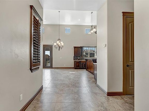 4th image of 5621 River Run St