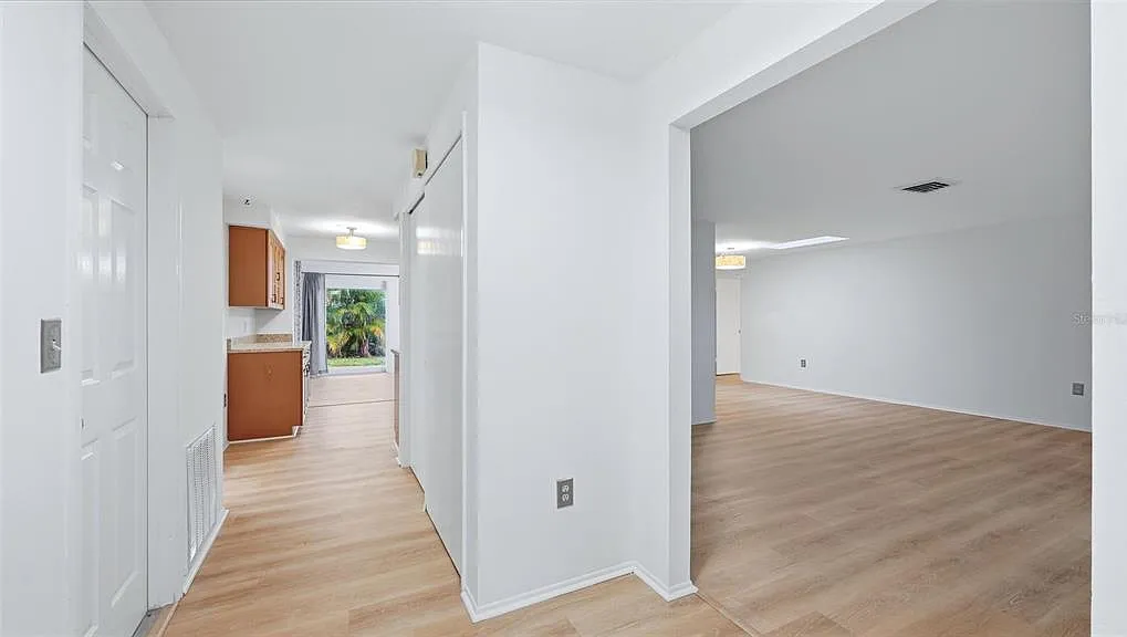 3 bed, 2.0 bath, 1813 sqft, $2,750 — Photo 4