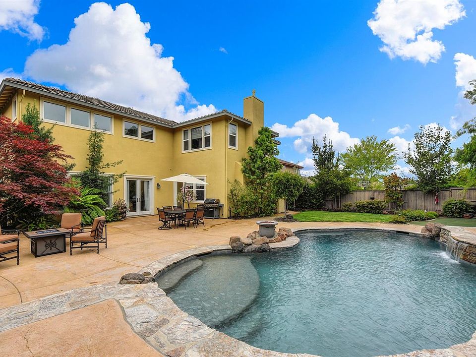 1st image of 2321 Beckett Dr
