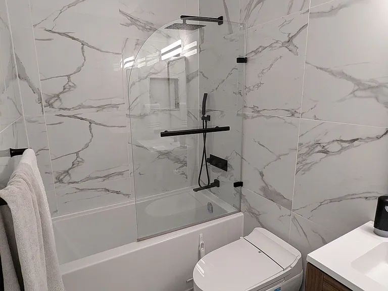 393 King St W #Penthouse 1206 — Photo 14
