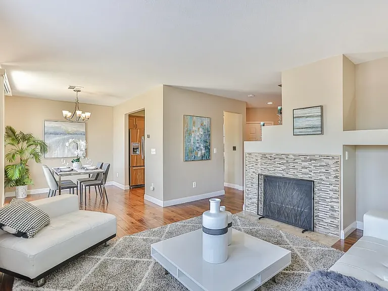 3593 Jasmine Cir — Photo 2