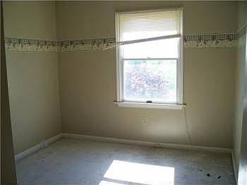 3rd bedroom before updates