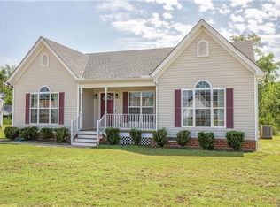 3241 Holland Dr, Petersburg, VA 23805