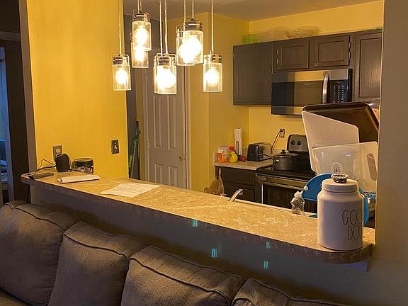 5th image of 9704 Lake Pointe Ct APT 203
