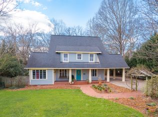 2110 Sharon Rd, Charlotte, NC 28207