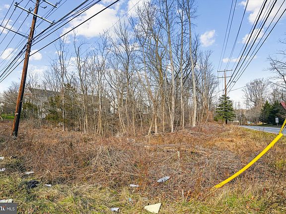 5th image of 2628 Brown Station Rd