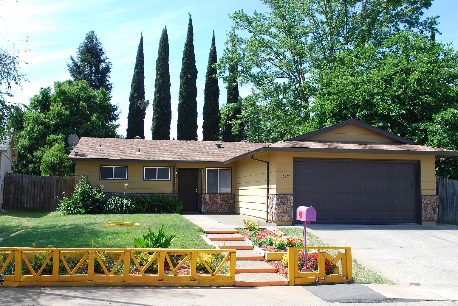10232 Goinyour Way photo 1