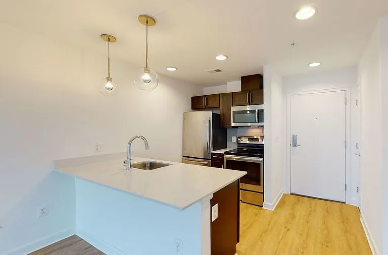 1115 H St NE #303 — Photo 15