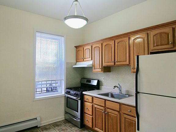 2nd image of 4110 23rd Rd Floor 1